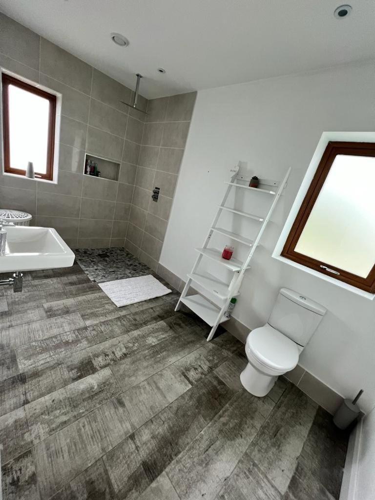 Unique Home With Outdoor Sauna In Connemara Galway Bagian luar foto