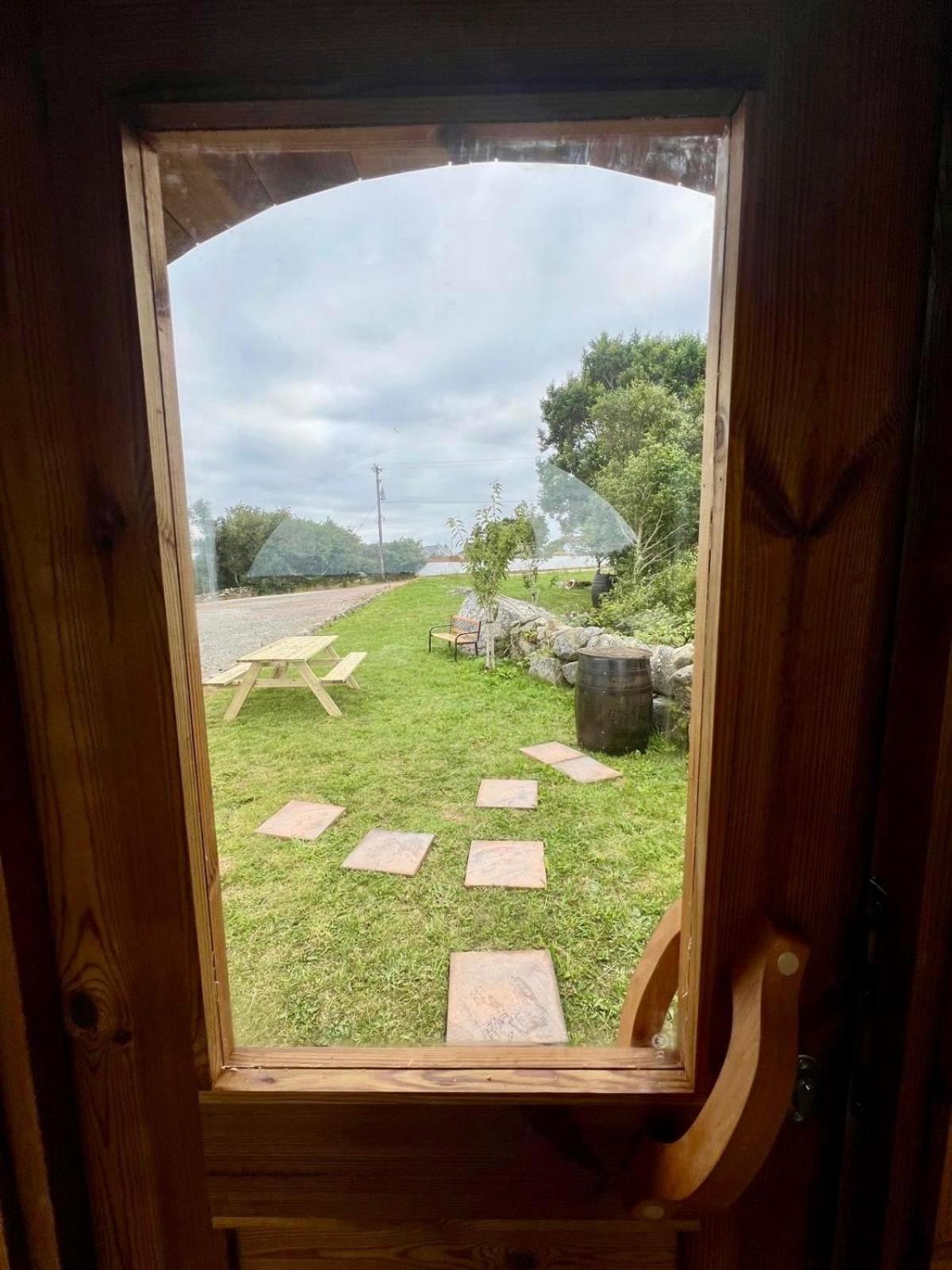 Unique Home With Outdoor Sauna In Connemara Galway Bagian luar foto